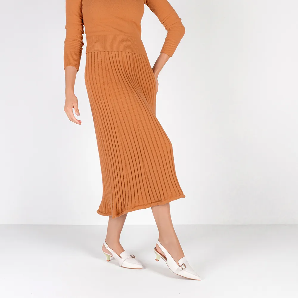 Slingback Branco Marfim Feminino Couro Tira Ajustável Confortável Elegante