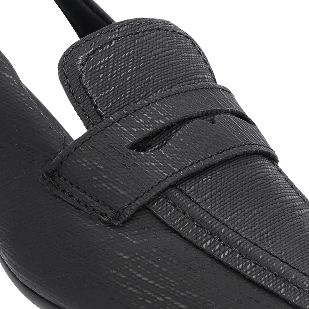 Slingback Preto Feminino Couro Texturizado Tira no Calcanhar Confortável