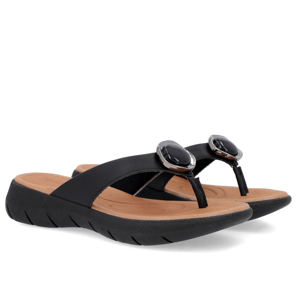 Chinelo Plataforma Couro Napa Preto com Detalhe Decorativo Conforto