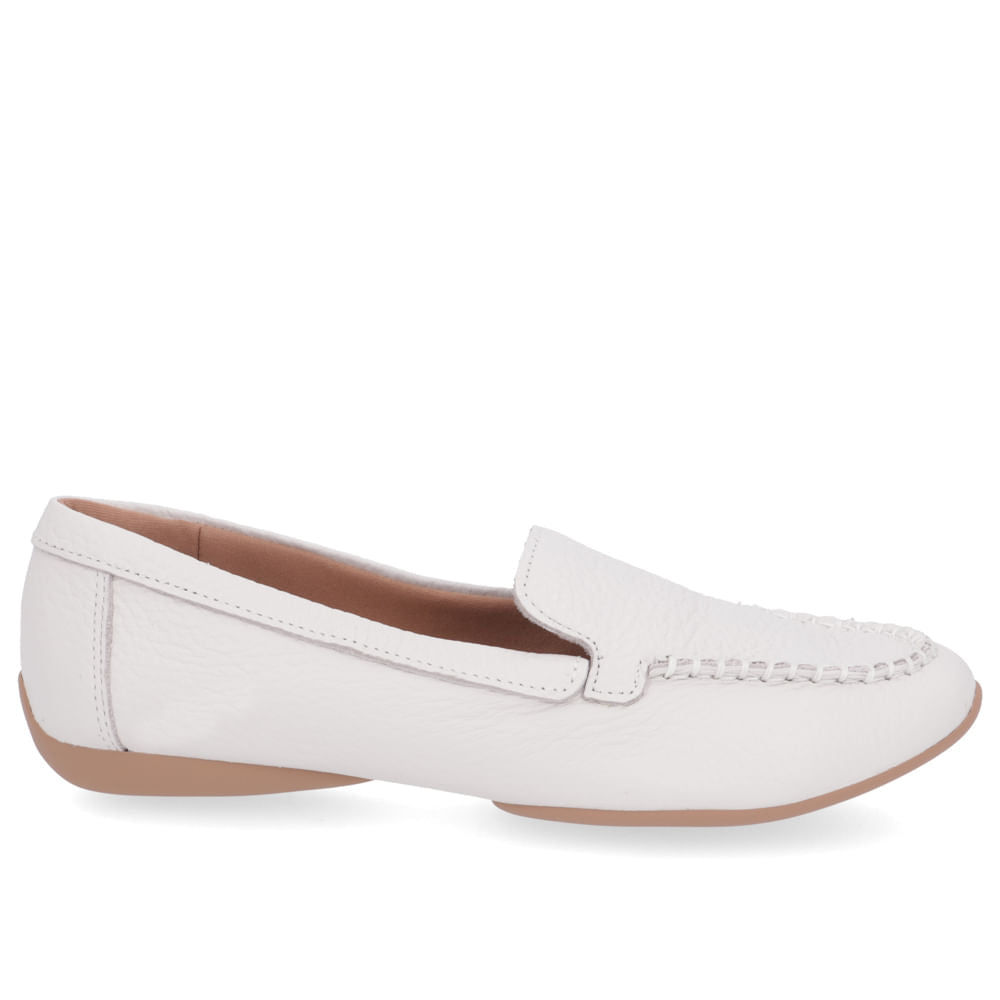 Mocassim Branco Off White Couro Relax com Tecnologia Hidratante Aloe Vera