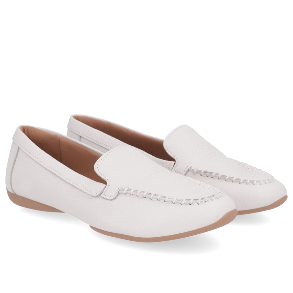 Mocassim Branco Off White Couro Relax com Tecnologia Hidratante Aloe Vera