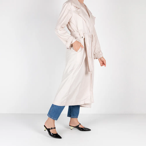 Mule Preta Verniz Salto Kitten Tira Elegante Confortável Feminino