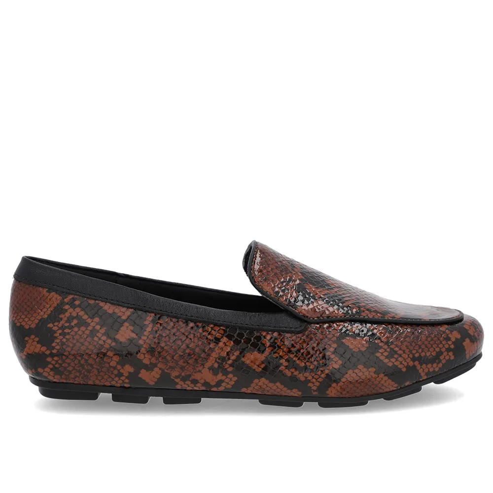 Loafer Feminino Estampa Animal Conforto Bico Redondo Elegante