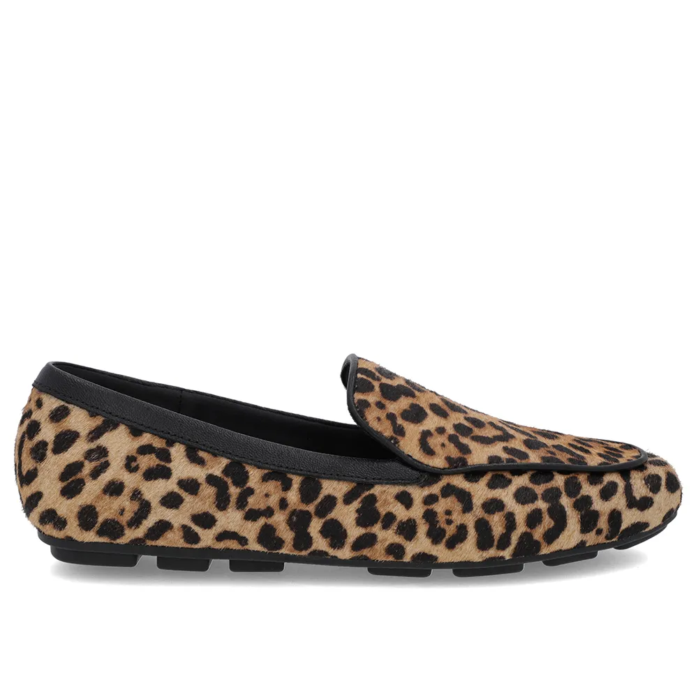 Loafer Feminino Pelo Animal Print Confortável Bico Redondo Estiloso