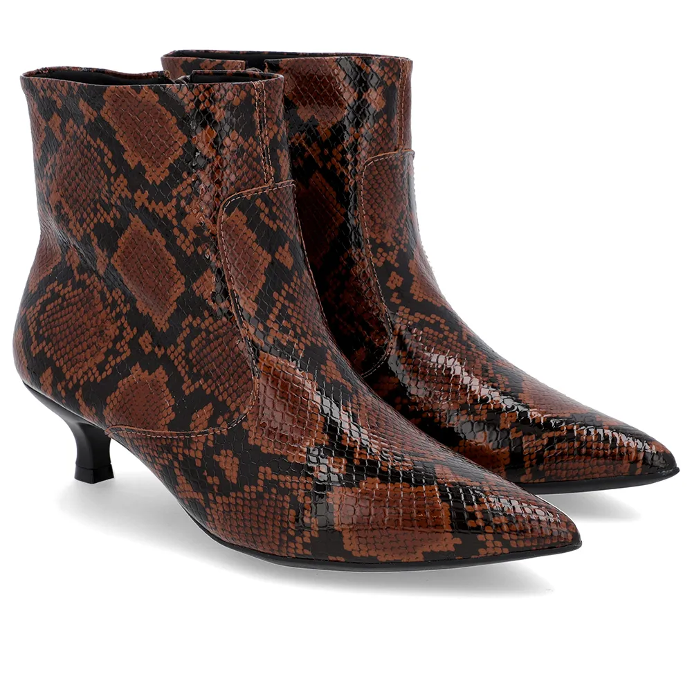 Bota Couro Animal Print Salto Kitten Bico Fino Elegante Feminina