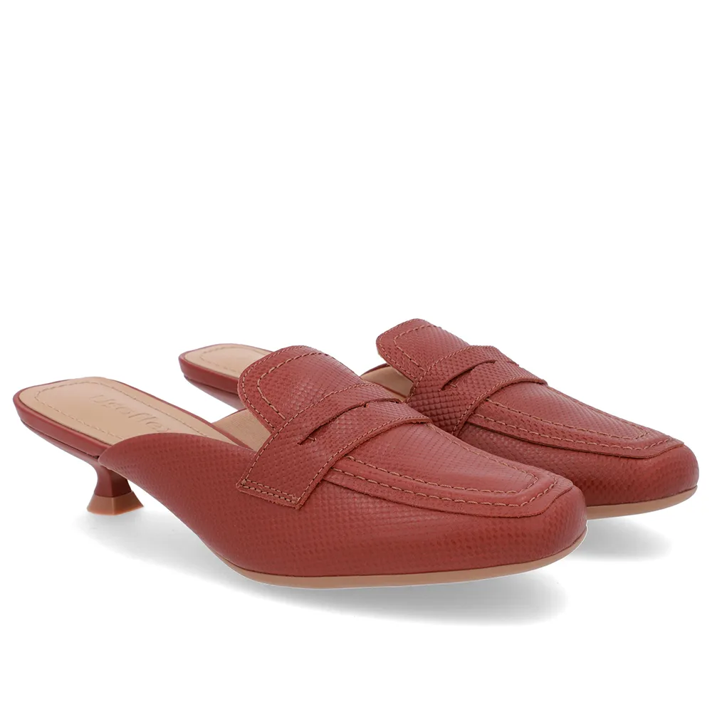 Mule Marrom Couro Feminino Conforto Salto Baixo Kitten Elegante