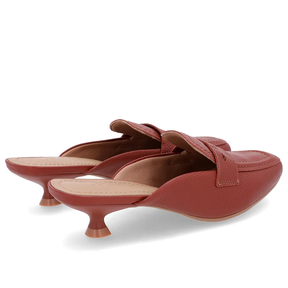 Mule Marrom Couro Feminino Conforto Salto Baixo Kitten Elegante